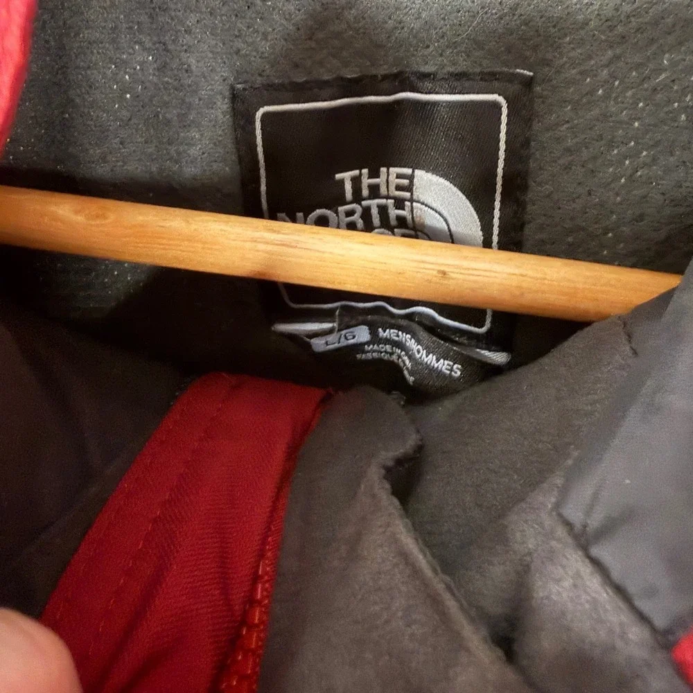 The North Face HyVent Hooded Rain Jacket Red Gray Mens‎ Large Colorblock Parka